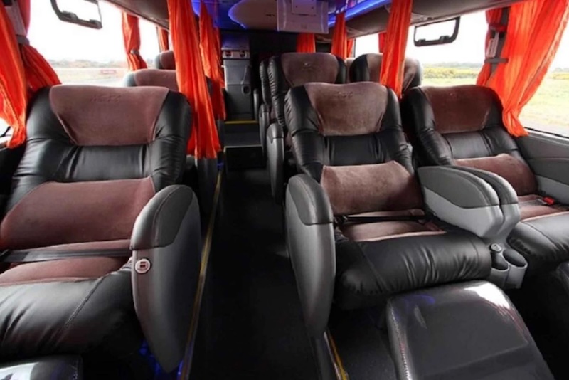 Cusco to Puno Bus Transfer (Direct and Overnight)